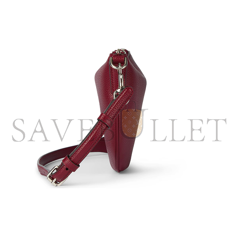 GUCCI B MINI BAG 824529 (23*18.5*2cm) GUCCI B MINI BAG 824529 (23*18.5*2cm)